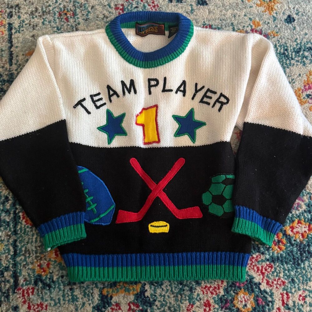 Vintage 90s Express Boys Team Player Sports Sweater Size M (5/6) Kidcore